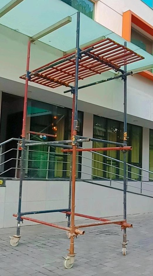 scaffolding rental services